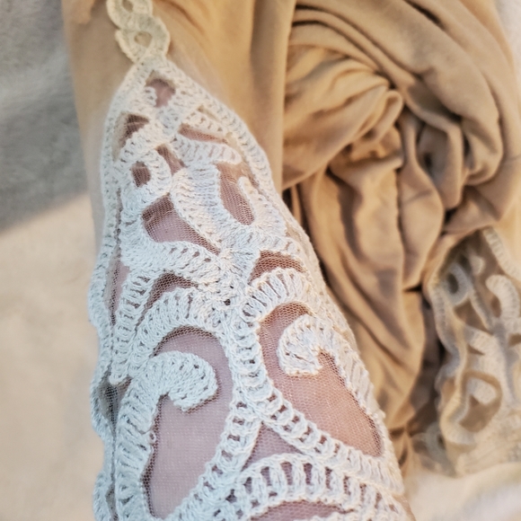 Vanilla bay top - Picture 2 of 6